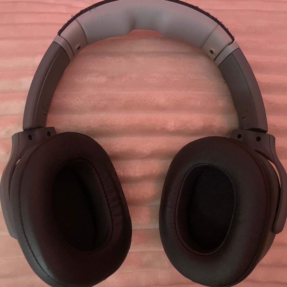 crusher evo sensory bass headphones with personal sound .